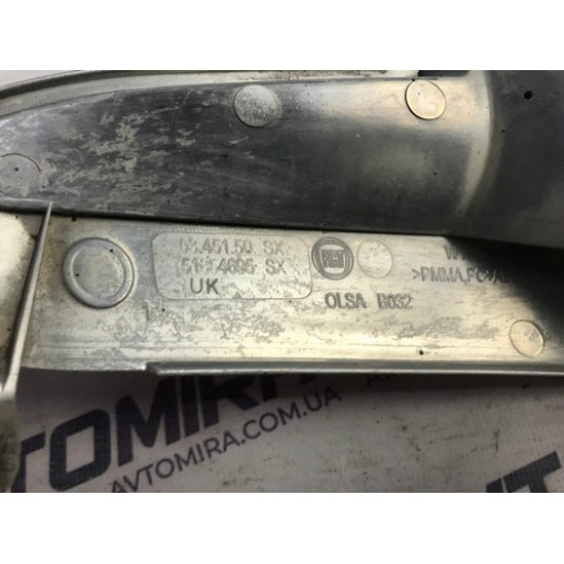 Фара бампера задняя левая Fiat Punto 2009-2011 51854695